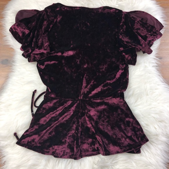 Gianni Bini Velvet Flutter Sleeve Wrap Top R527 - Picture 7 of 8